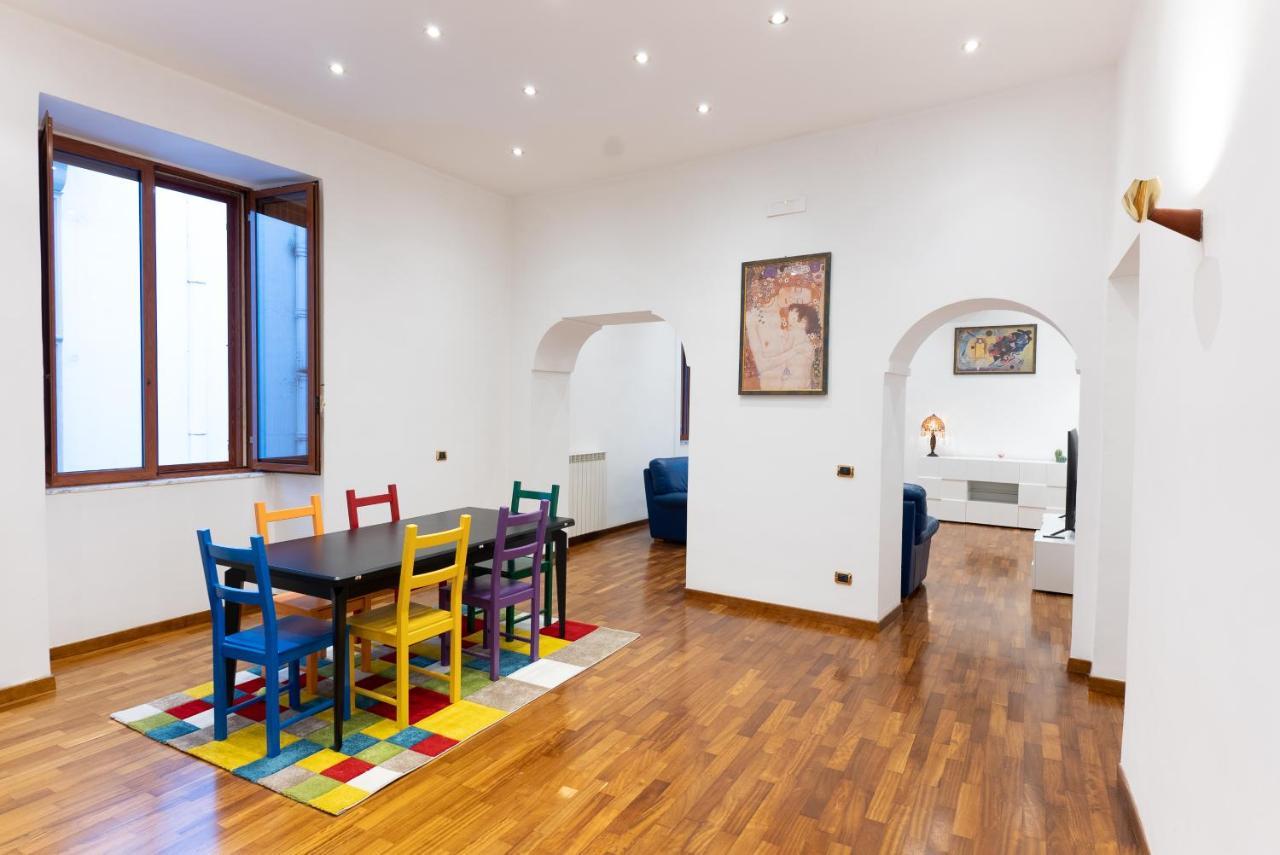 Dimora Del Fico - Appartamento Elegante E Spazioso Неаполь Экстерьер фото